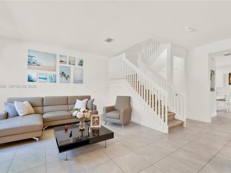 Townhouse in Homestead, FL